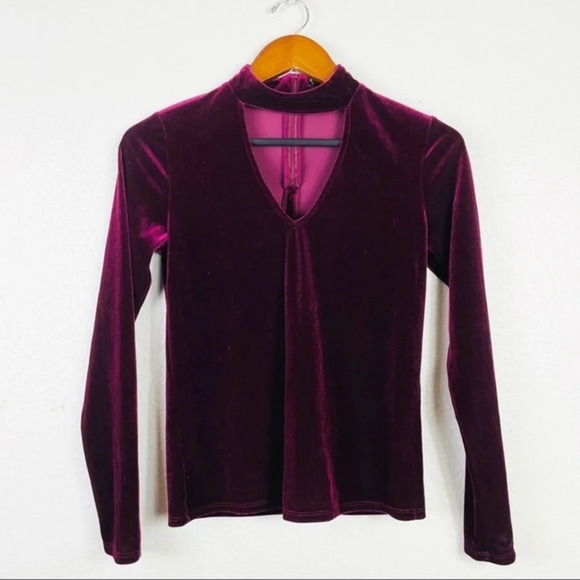 HARLOWE‎ & GRAHAM Mock-Neck Red Velvet Top Size S - Picture 1 of 10